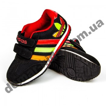Детские кроссовки Adidas черно-красные