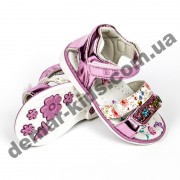 Детские голографические босоножки BBT розовые цветы