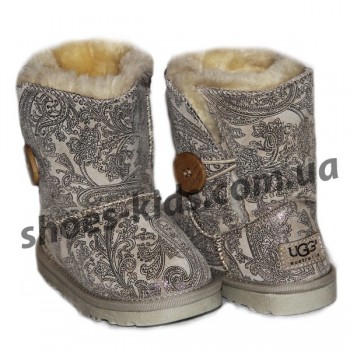 Детские угги UGG  KIDS CLASSIC SHORT (светпый огурец пуговица )